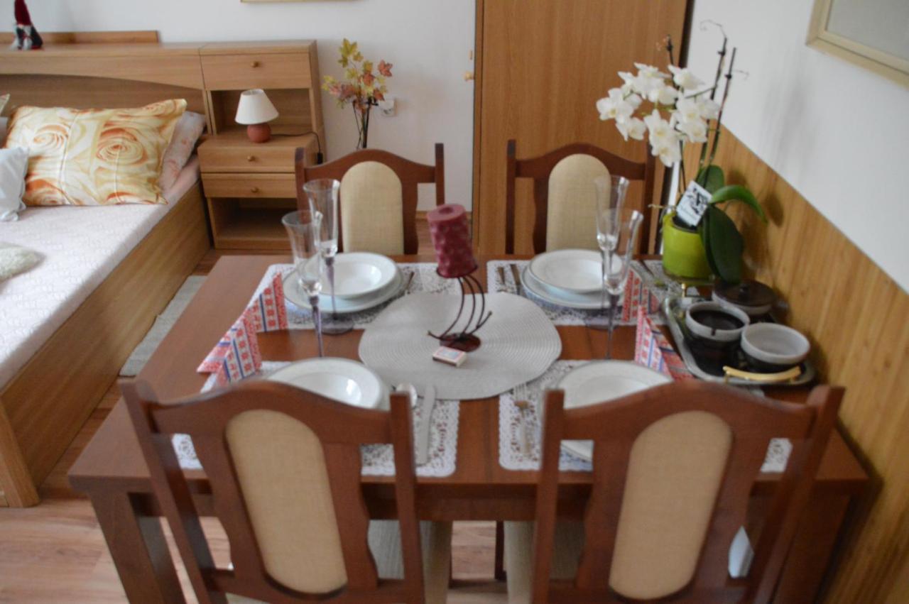 Apartmany Petronela Маков Екстер'єр фото