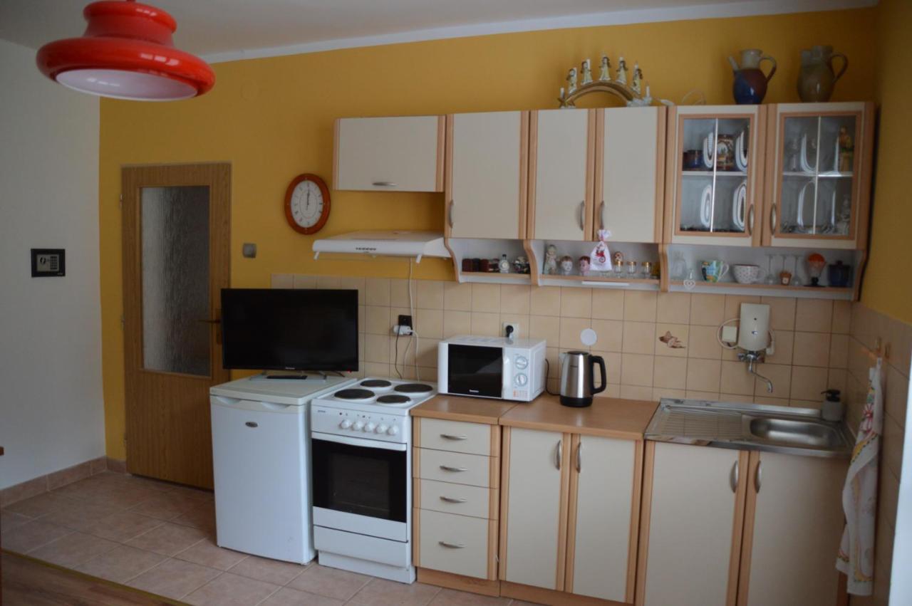 Apartmany Petronela Маков Екстер'єр фото